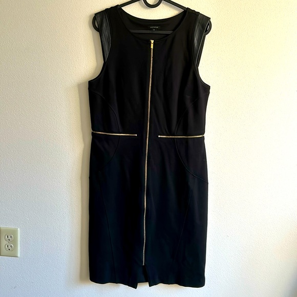 Ann Taylor Excellent Black Sleeveless Gold Full Front Zipper Dress...Size: 8. - Picture 1 of 7